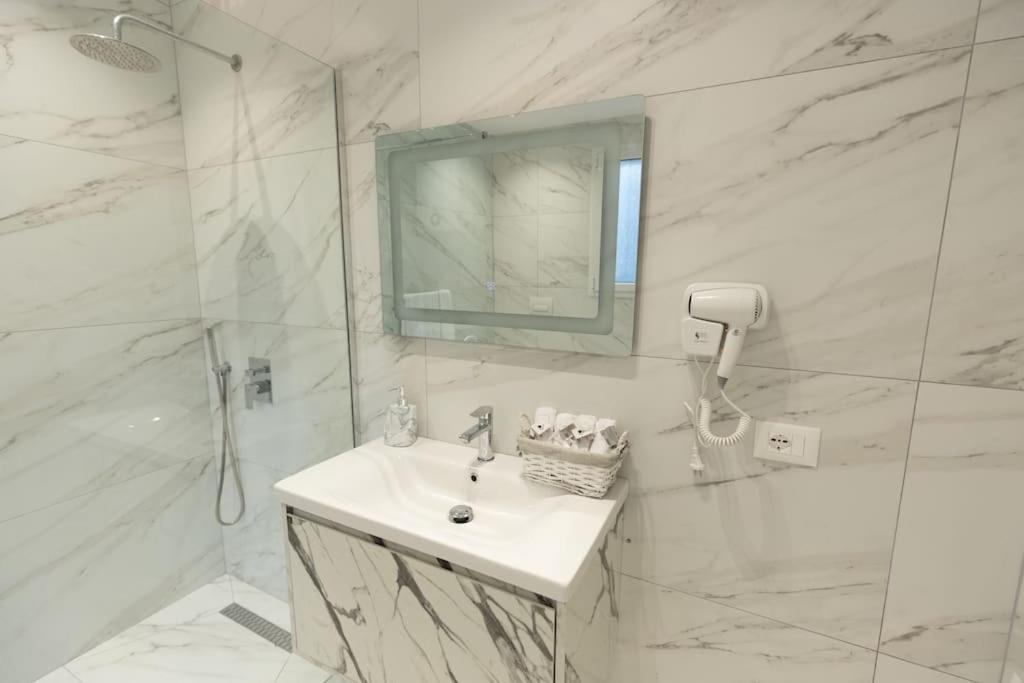Beautiful & Luxurious Villa Vlore